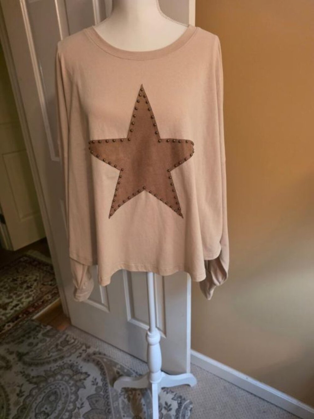 Long Sleeved Cotton Star Motif TShirt